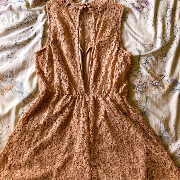 Charlotte Russe Light Pink Lace Shorts Romper M - Picture 2 of 8